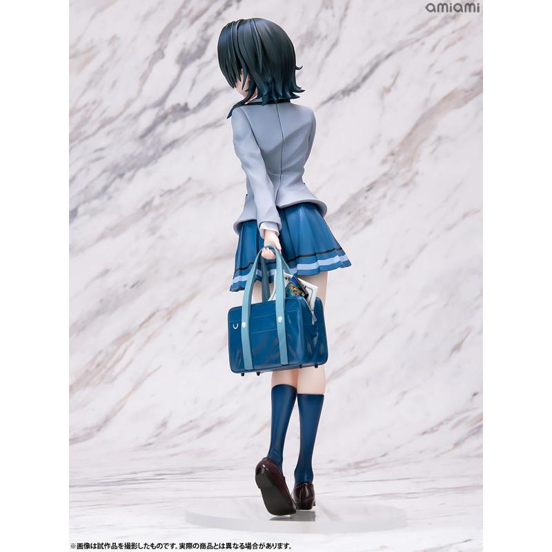 KADOKAWA クラスで2番目に可愛い女の子と友だちになった 朝凪海 1/7