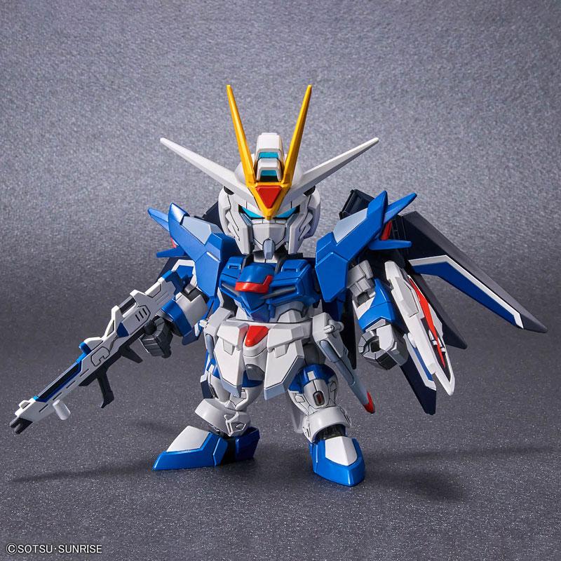 SDガンダム EXスタンダード ライジングフリーダムガンダム プラモデル