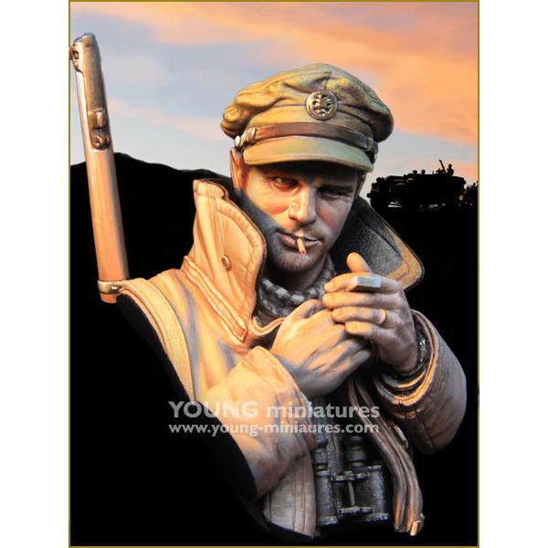 1/10 WWII 英 バストモデル 英国陸軍LRDG隊員 北アフリカ1942 夕暮れの放浪者[Young Miniatures]《在庫切れ》｜amiami