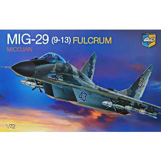 1/72 MiG-29 (9-13) ファルクラム戦闘機 プラモデル ※3種デカール付属[コンドル]《在庫切れ》｜amiami