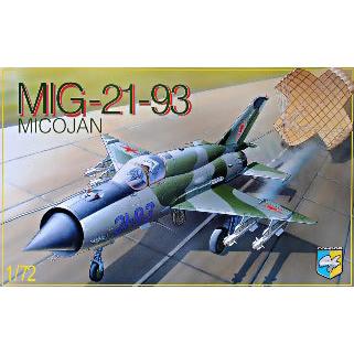 1/72 MiG-21-93 戦闘機 プラモデル ※1種デカール付属[コンドル]《在庫切れ》｜amiami