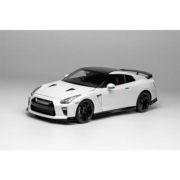 Yahoo!オークション- 1/18 Nissan GT-R (R35) Track Edition