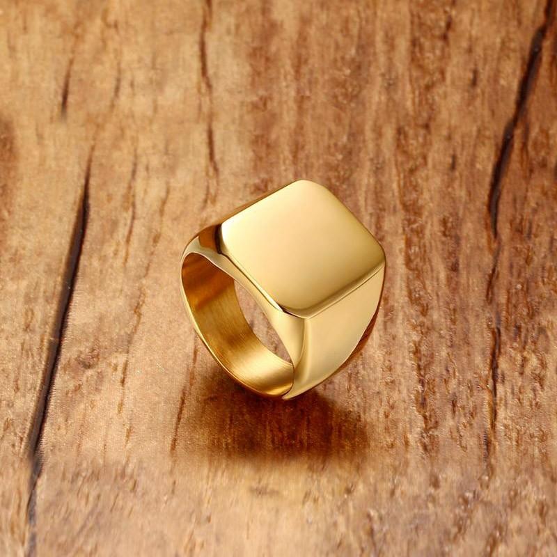 ゴールド印台リング・真鍮印台リング・レトロ真鍮リング・2本セット・ジャンク品 ゴールド印台リング・レトロ印台リング・素人磨き済・真鍮リング