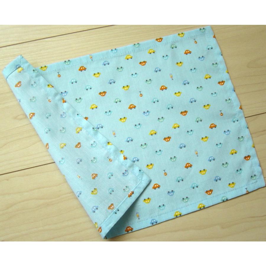 ランチョンマット30×21（A4サイズ）【水色に小さめカラフル車柄