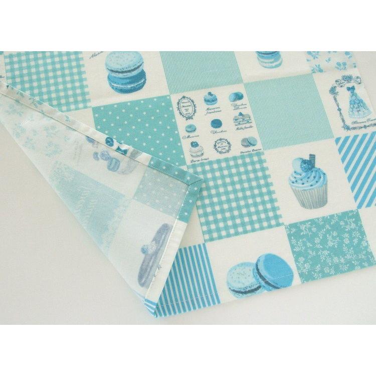 ランチョンマット40×40【水色のスウィーツ柄・マカロン、カップケーキ】綿 女の子 |  | 01