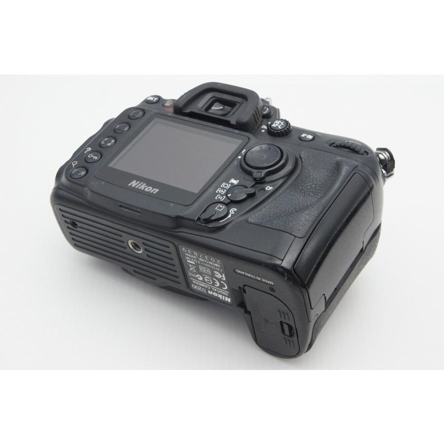 ニコン（Nikon） D200 ボディ デジタル一眼レフカメラ 251210p