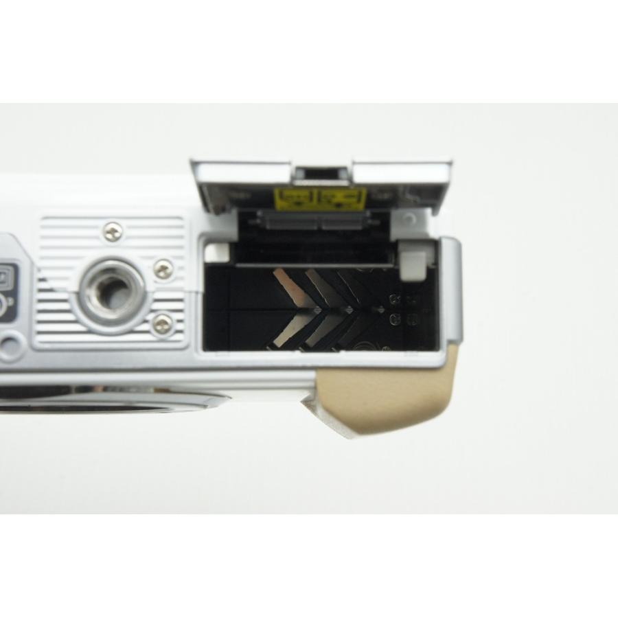 OLYMPUS PEN Lite E-PL1 ダブルレンズ　ホワイト付属品あり OLYMPUS PEN オリンパス ミラーレス ペン E-PL1 レンズキット ホワイト