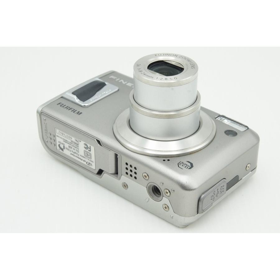 良品 FUJIFILM フジフィルム FinePix F31fd コンパクトデジタルカメラ 
