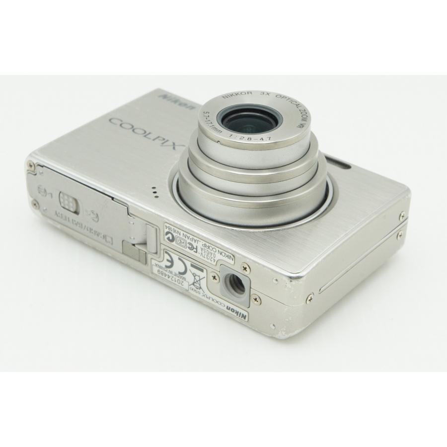 ニコン（Nikon） COOLPIX S500 コンパクトデジタルカメラ シルバー