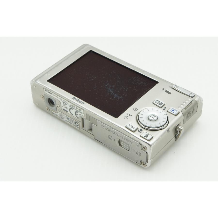 ニコン（Nikon） COOLPIX S500 コンパクトデジタルカメラ シルバー