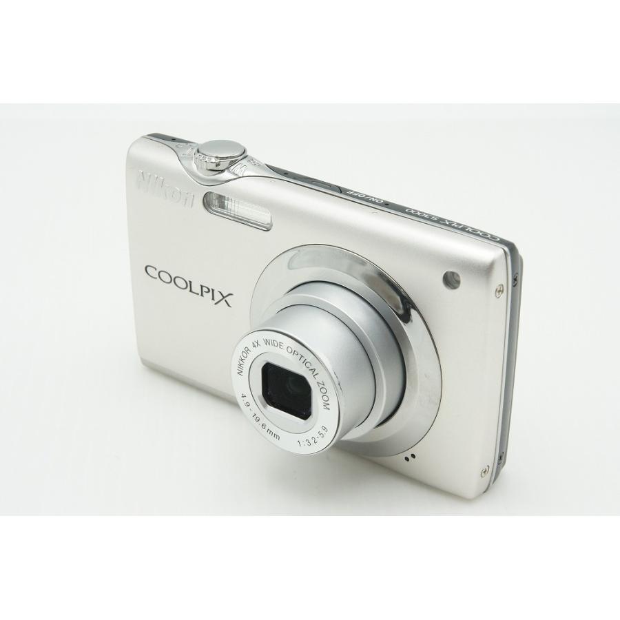 ニコン（Nikon） 美品 COOLPIX S3000 コンパクトデジタルカメラ ピュア 