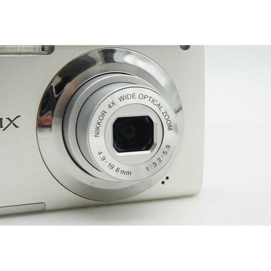 ニコン（Nikon） 美品 COOLPIX S3000 コンパクトデジタルカメラ ピュア 