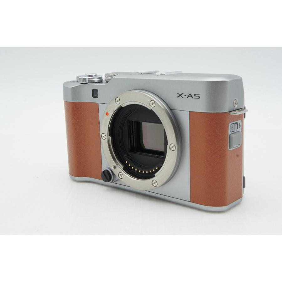 FUJIFILM（フジフイルム） 美品 フジフィルム X-A5 ボディ ミラーレス 