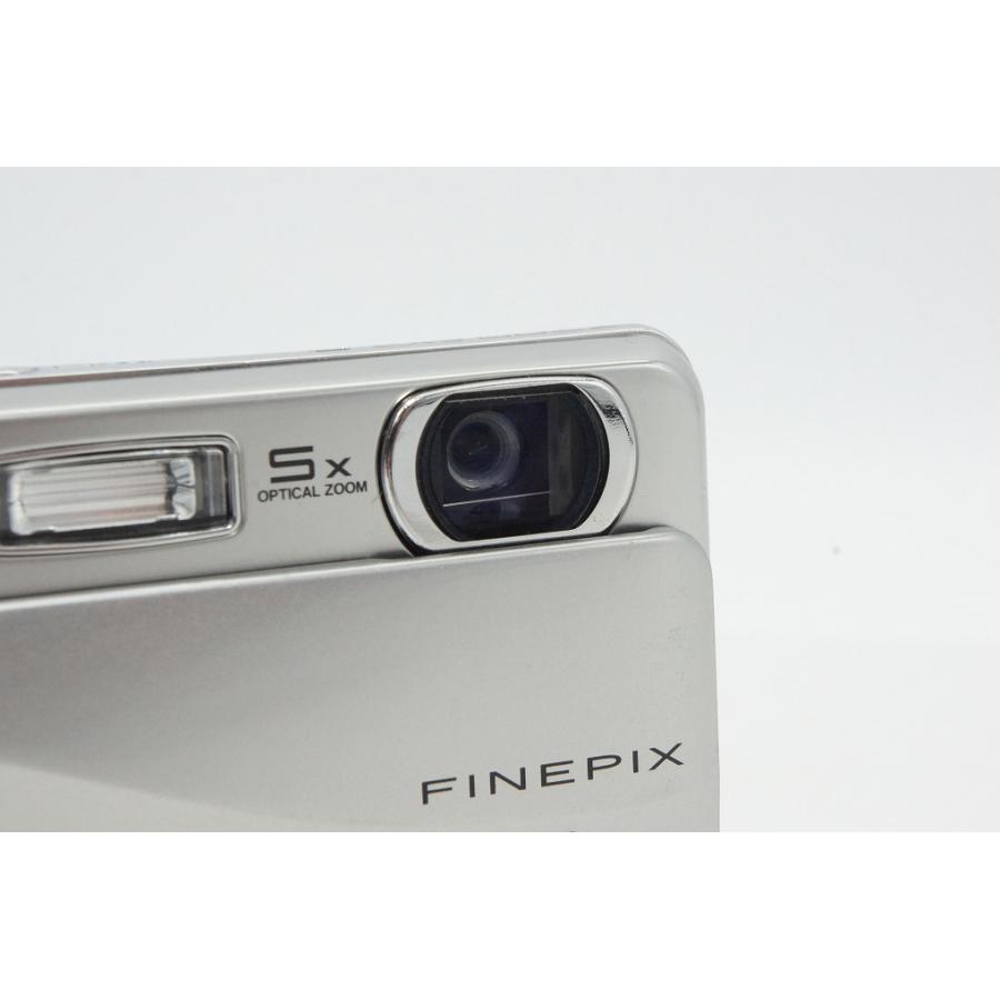 美品 FUJIFILM FINEPIX Z700EXR シルバー 元箱など FUJIFILM（フジフイルム） 美品 フジフィルム FinePix Z700EXR