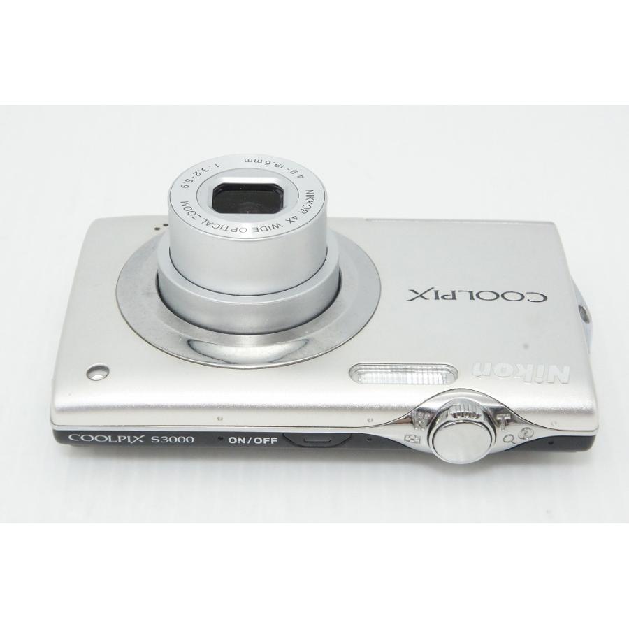 ニコン（Nikon） COOLPIX S3000 コンパクトデジタルカメラ シルバー