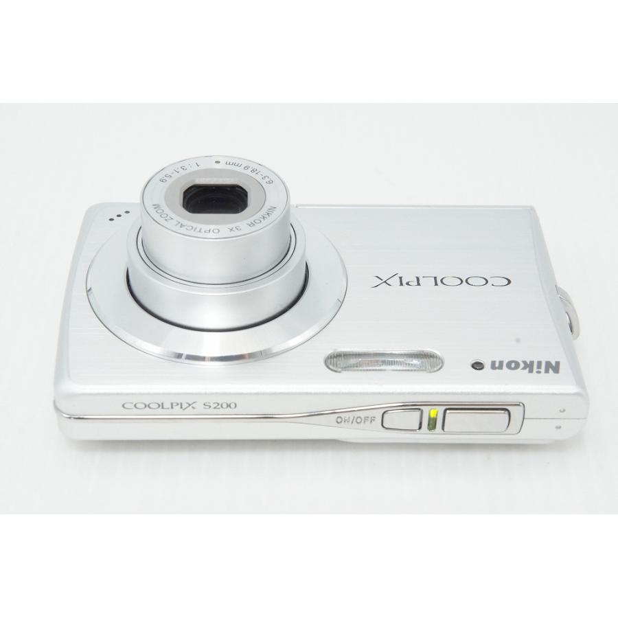 ニコン（Nikon） COOLPIX S200 コンパクトデジタルカメラ シルバー 元