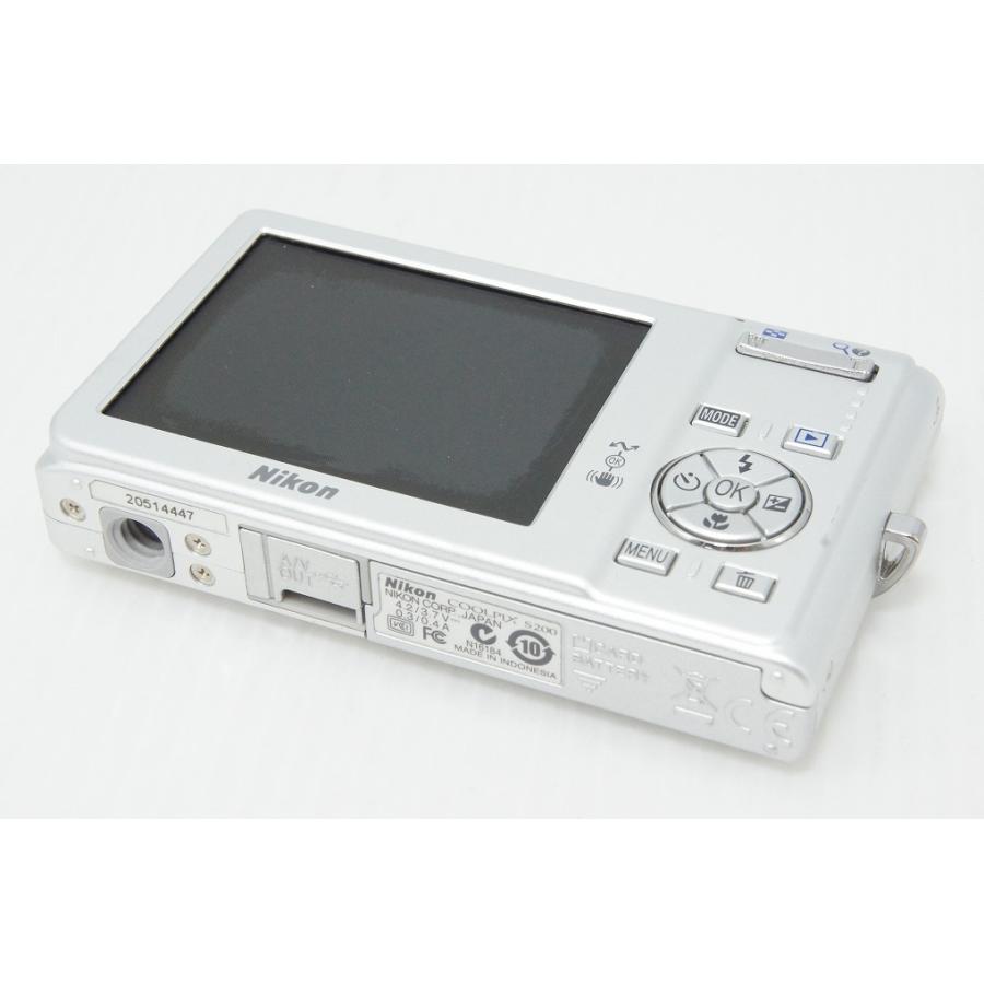 ニコン（Nikon） COOLPIX S200 コンパクトデジタルカメラ シルバー 元