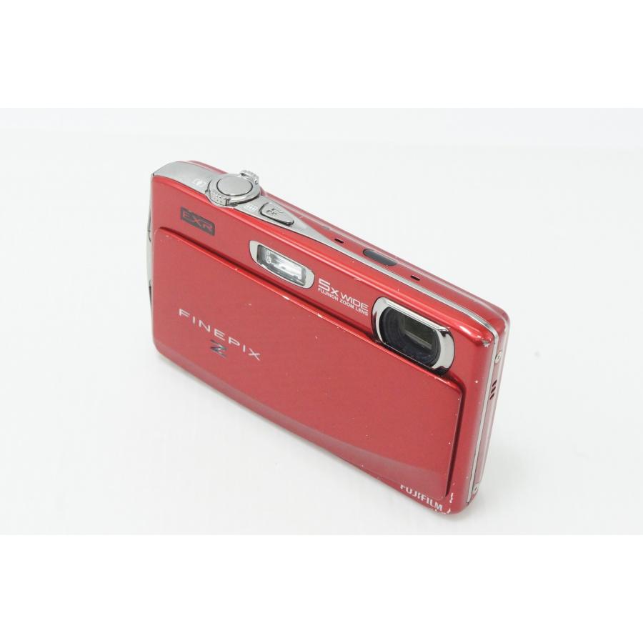 デジタルカメラ　富士フイルム　FinePix F820 レッド　充電器　ケース デジタルカメラ 富士フイルム FinePix F820 レッド 充電器 ケース