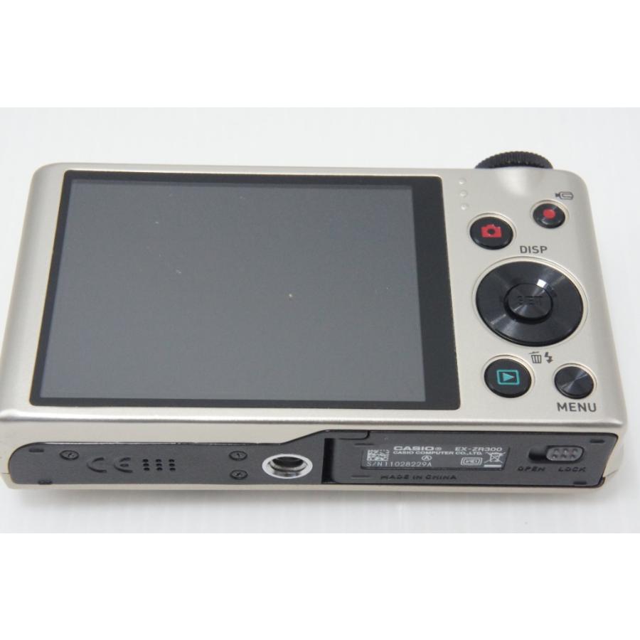 CASIO カシオ EXILIM EX-Z200 コンパクトデジタルカメラ シルバー 元箱