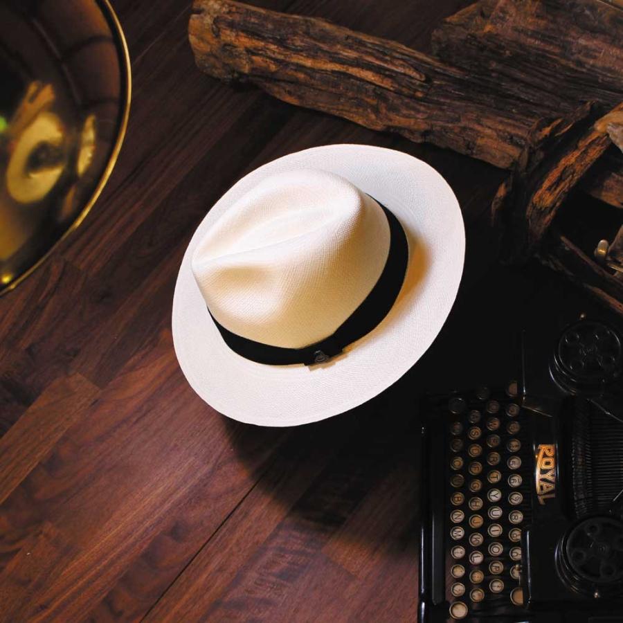 Ecua-Andino（エクア・アンディーノ） パナマハット レジェンド 純白