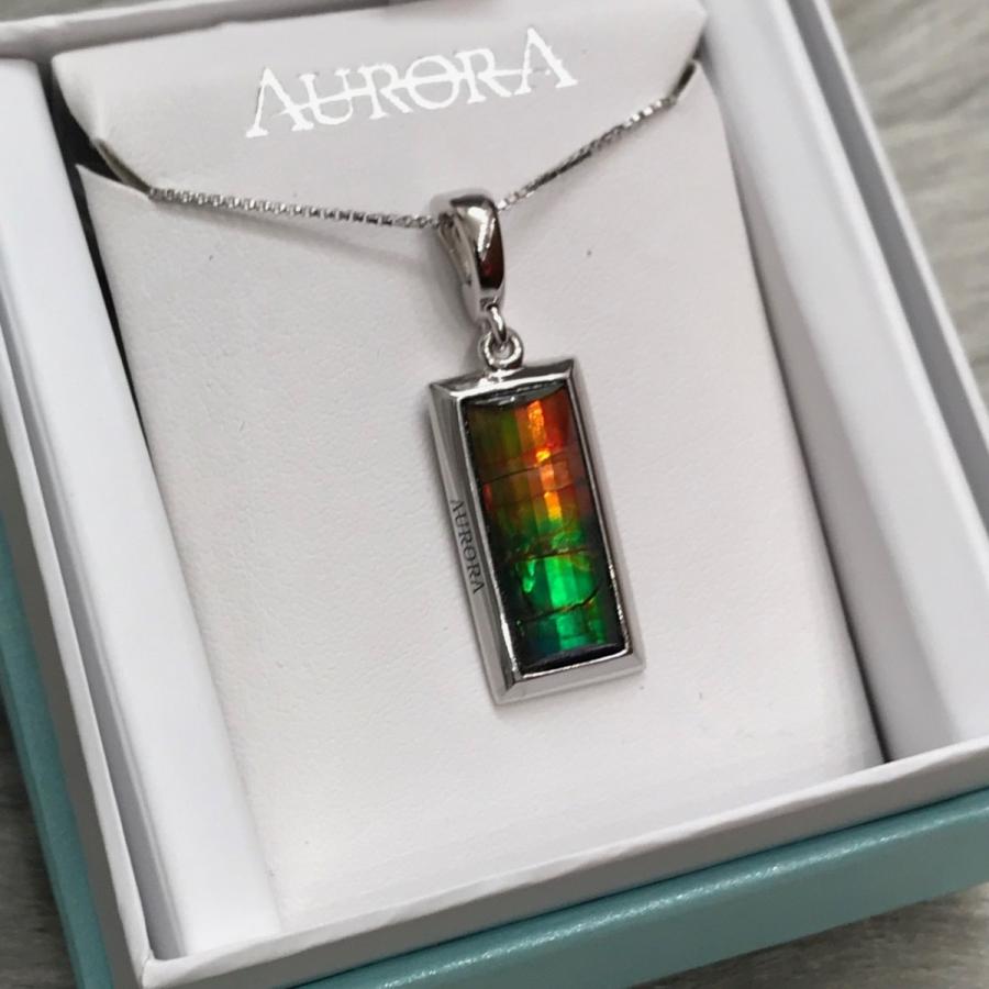 アンモライト シルバー ペンダント トップ 宝石 ジュエリー