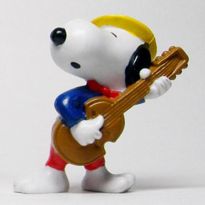 Snoopy スヌーピー 39 スヌーピー ギター 単品 Schleich社製 Sn Sch39 A Moju えーもじゅ 通販 Yahoo ショッピング