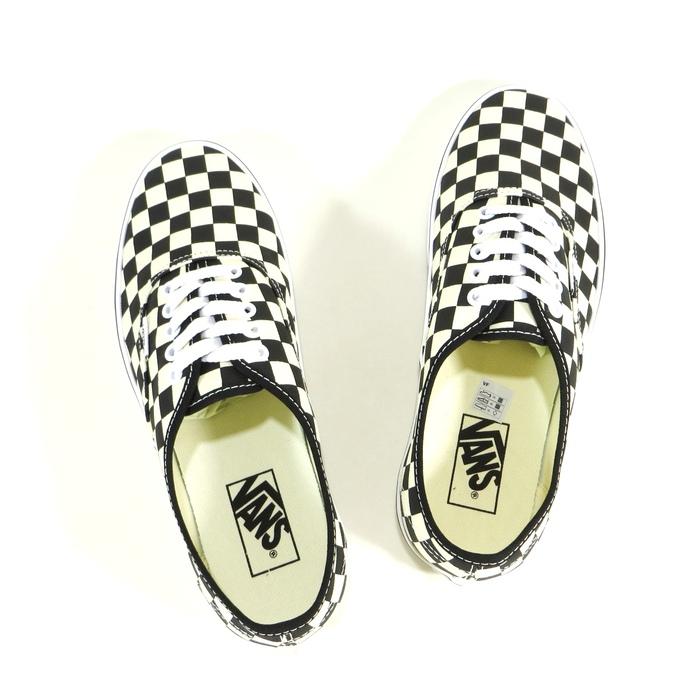 VANS（ヴァンズ） バンズ スニーカー シューズ 靴 AUTHENTIC