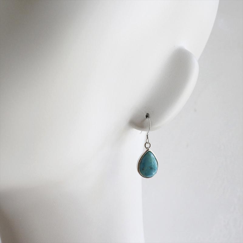 ターコイズシルバピアス ドロップ　ペアシェイプ |  | 02