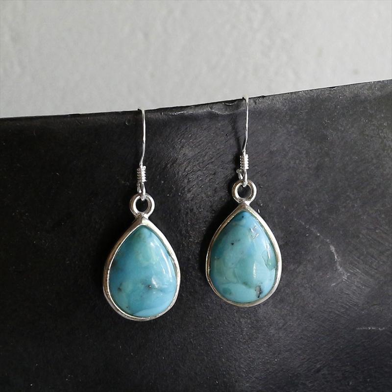 ターコイズシルバピアス ドロップ　ペアシェイプ |  | 04