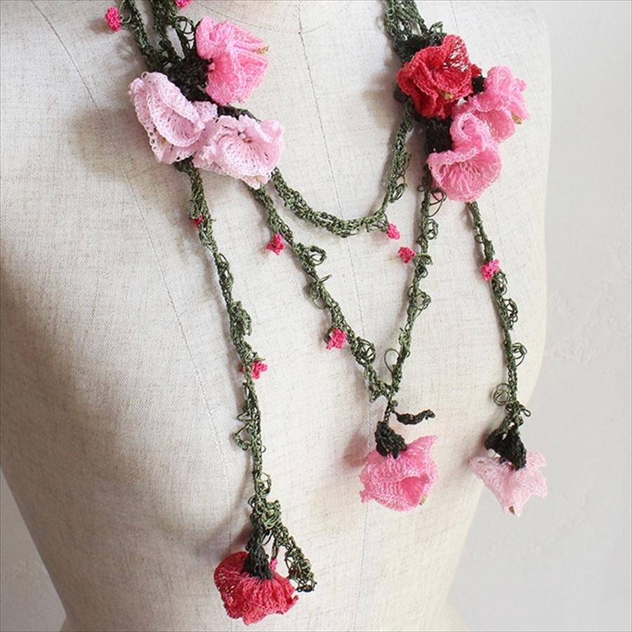 トルコのレース「オヤ」立体的な花・ロングラリエット かぎ針編みのトゥオヤ/ピンク系３色のお花 |  | 01