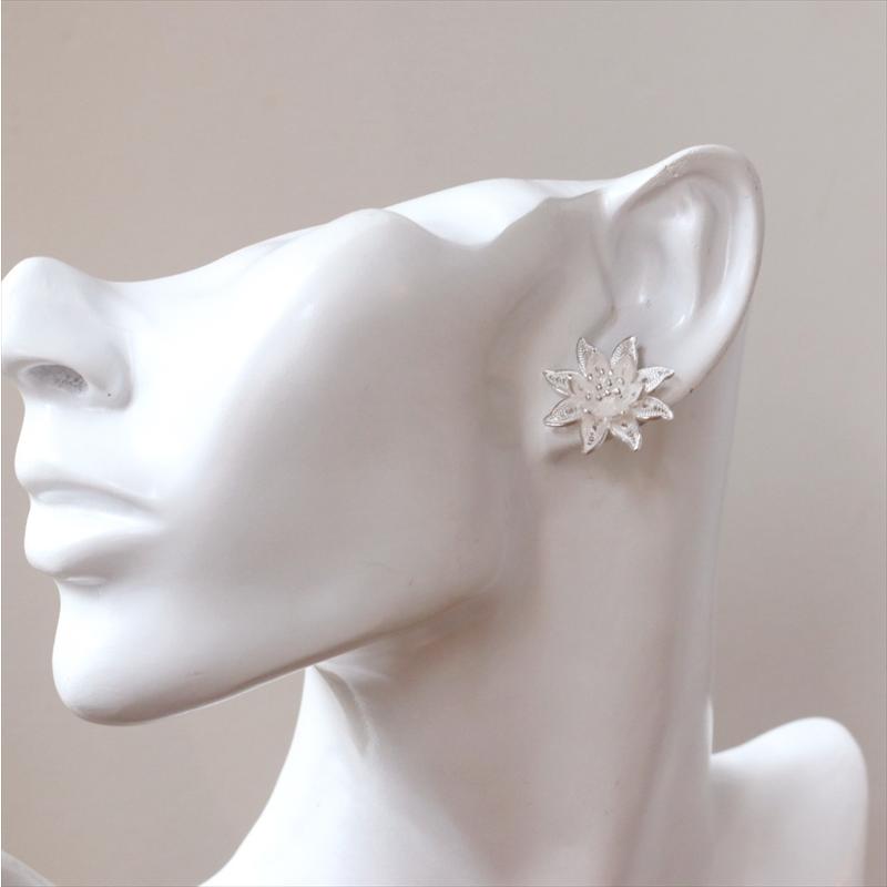 シルバーピアス Silver925 南トルコの伝統工芸　テルキャリ 立体的なフラワーモチーフ Telkari Siliver earring, Turkish Handmade　 |  | 03