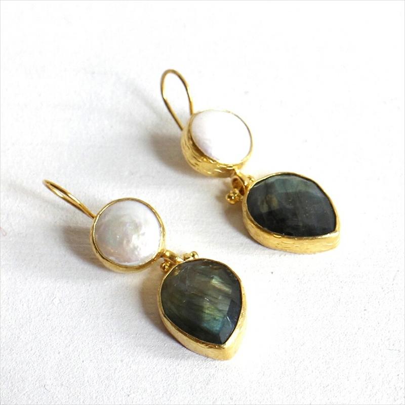 アルサメイア・ゴールドプレートピアス トルコジュエリー パール＆ラブラドライトピアス ペアシェイプ |  | 02