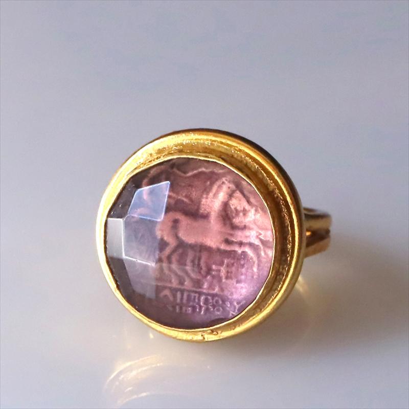 ハイドロアメシストとガラスのコインリング  馬車に乗る人 コイン22KGP 古代ローマ帝国　トルコジュエリー | ブランド登録なし | 01