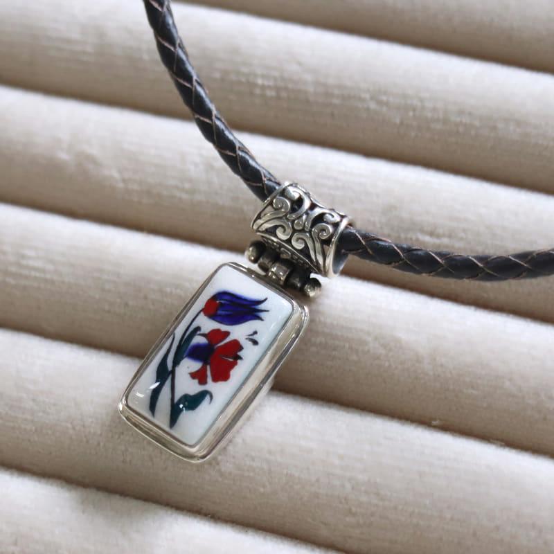 キュタフヤ陶器 シルバーペンダント チューリップとカーネーション |  | 02