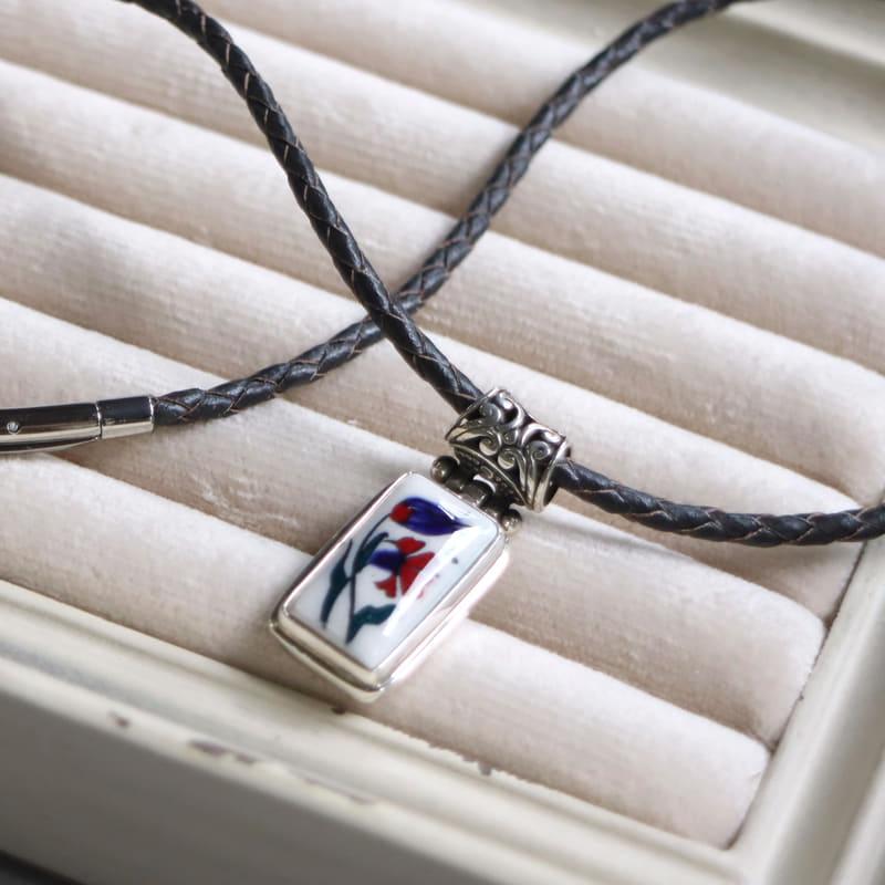 キュタフヤ陶器 シルバーペンダント チューリップとカーネーション |  | 03