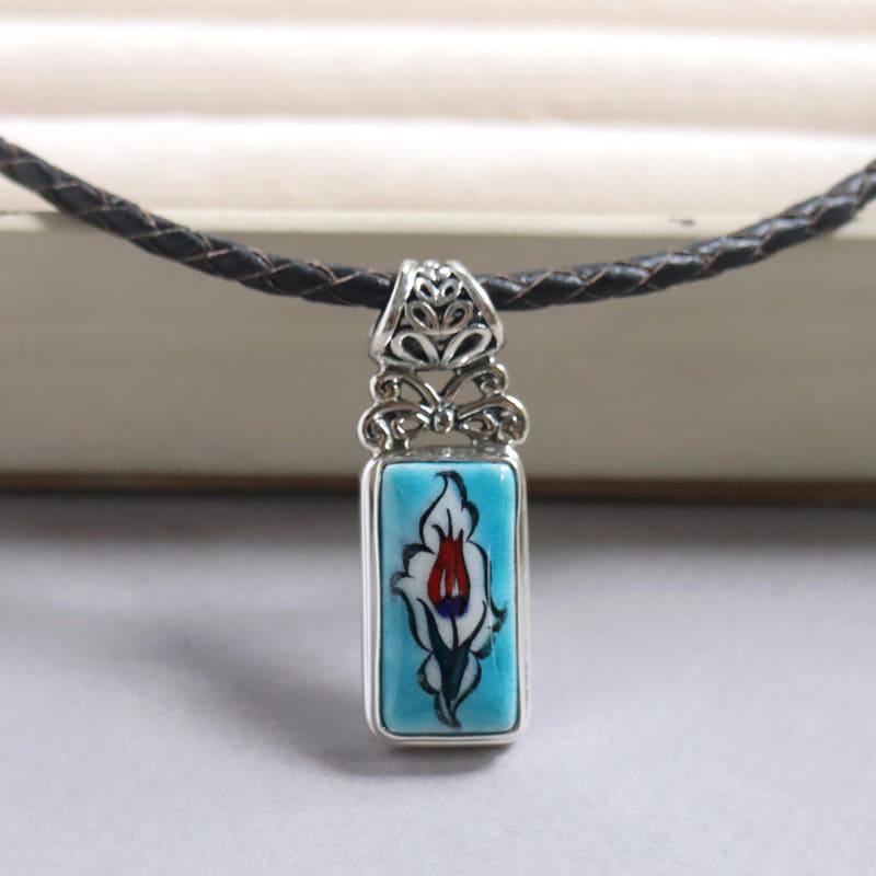 キュタフヤ陶器 シルバーペンダント チューリップ　レクタングル |  | 01