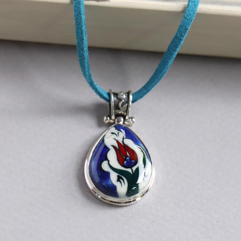 キュタフヤ陶器 シルバーペンダント 赤いチューリップ　ドロップ形 | 