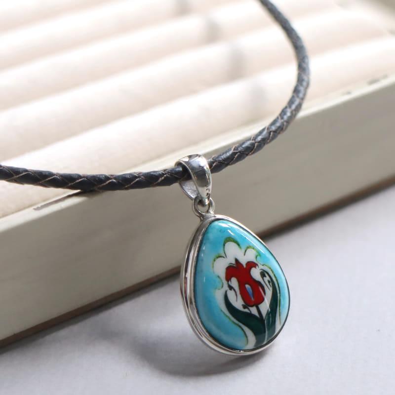 キュタフヤ陶器 シルバーペンダント 赤いチューリップ　ドロップ形 |  | 02