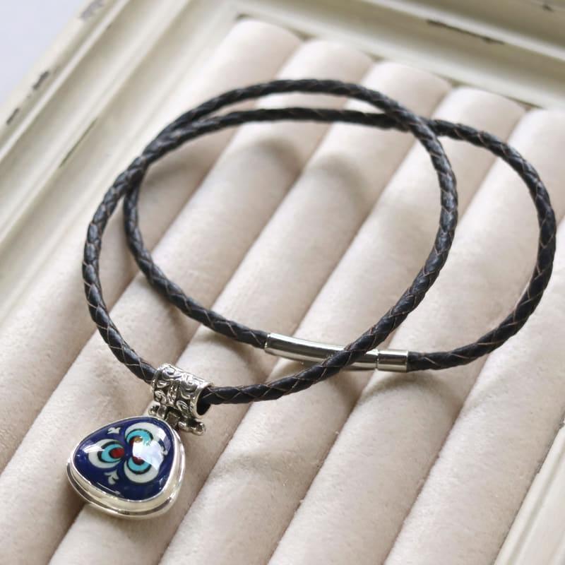 キュタフヤ陶器 シルバーペンダント チントマニ |  | 04