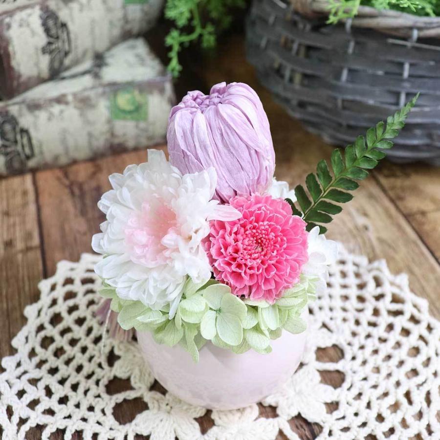 お供え 喪中見舞い 喪中はがきが届いたら お彼岸 お供え 喪中見舞い 花 お供え 初盆 プリザーブドフラワー仏花 花器付き 供え物 お悔やみ 花鞠 P 花ギフト 贈り物 アンプール 通販 Yahoo ショッピング