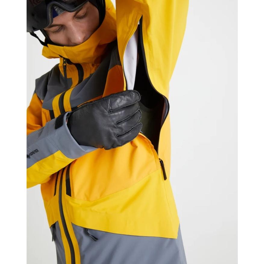 PeakPerformance ピークパフォーマンス GRAVITY GORE-TEX 3L PeakPerformance ピークパフォーマンス GRAVITY GORE-TEX 3L