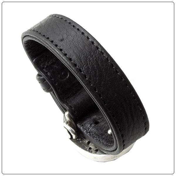 クロムハーツ タイニー クラッシックオーバルクロス レザー ブレスレット