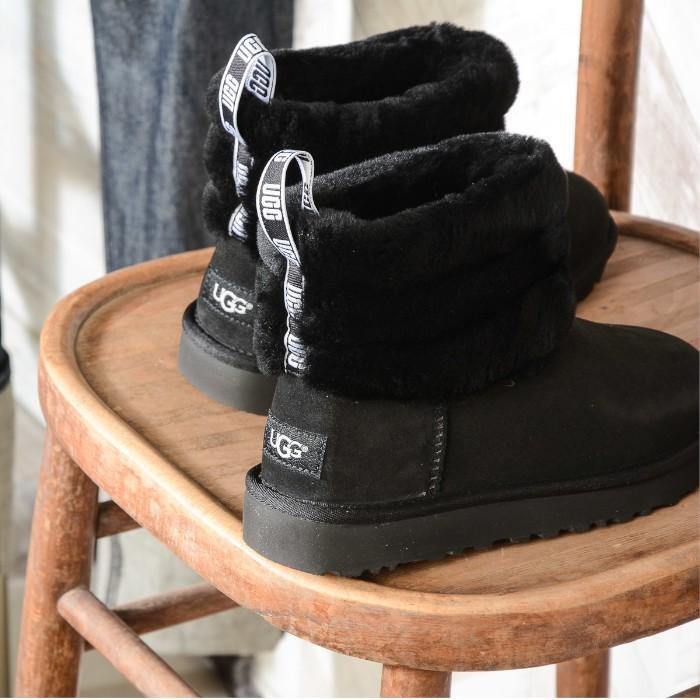 UGG Fluff Mini Quilted アグ フラッフ ミニ キルテッド ムートン