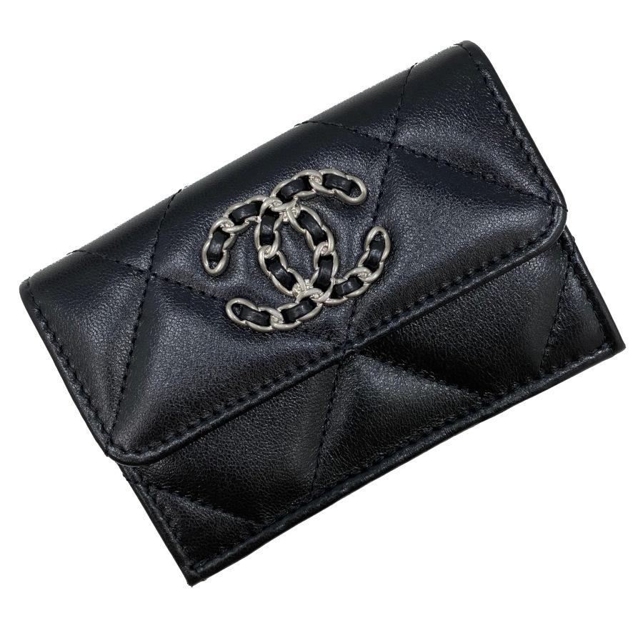 CHANEL シャネル 三つ折財布 ラムスキン 星 ブラック シャネル CHANEL 3つ折り財布 小銭入れ付き MATELASSE ブラック