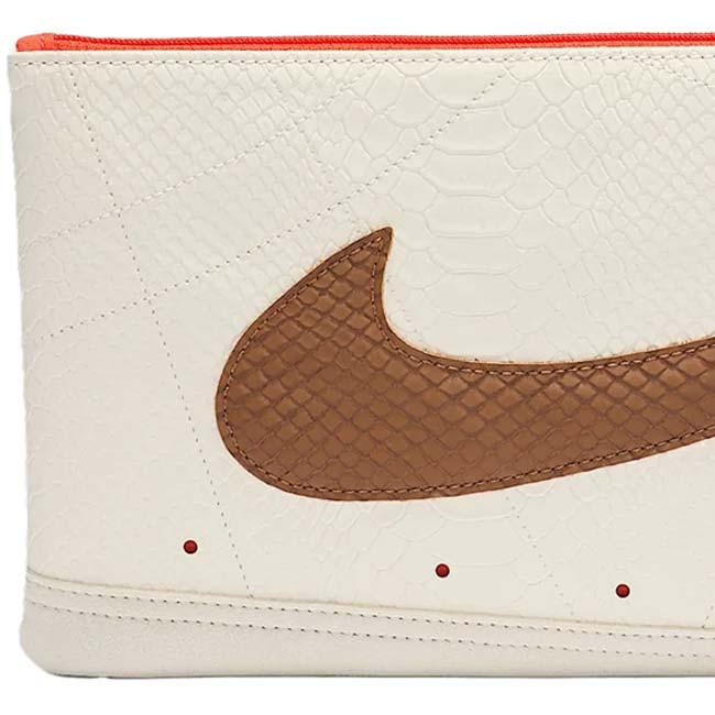 ナイキ(NIKE) 2025 SU ユニセックス BLAZER ブレーザー ラージリストレット SNAKE ポーチ 小物入れ N1011944-120 ペールアイボリー(25y5m) | NIKE | 04