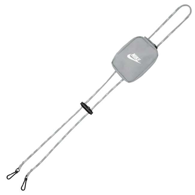 ナイキ(NIKE) CLUB クラブ スモール アクセサリー ポーチ 小物入れ NW0009-007マットシルバー(24y7m) | NIKE | 01