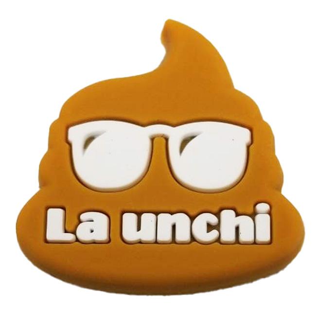 在庫処分特価】ラケットにつけて運を味方に ？ La Unchi(ラウンチ) かわいい うんちダンプ ラッキーチャーム ダイカット振動止め 1個 LUD001(21y12m) |  | 07