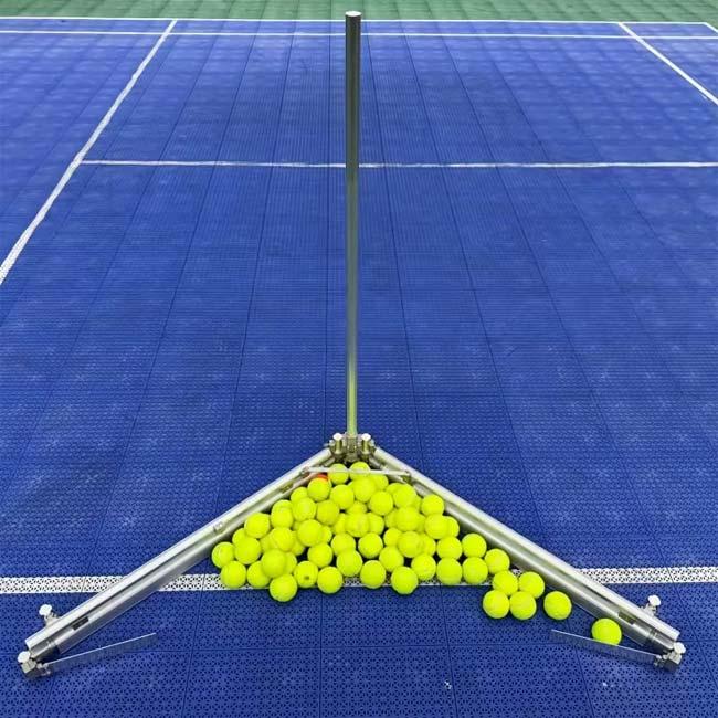 かがまず一気に集められる！  アルミニウム製 V字型テニスボールコレクター 組立式 テニスボール集球器 TE239985 シルバー(25y12m) | 