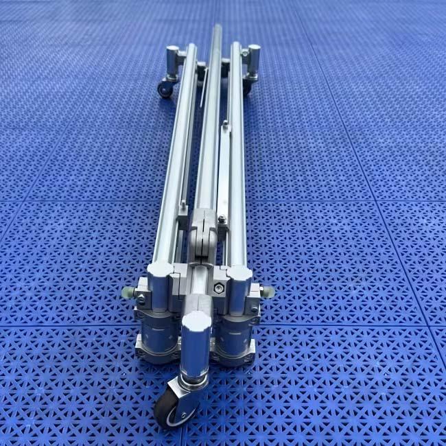 かがまず一気に集められる！  アルミニウム製 V字型テニスボールコレクター 組立式 テニスボール集球器 TE239985 シルバー(25y12m) |  | 06