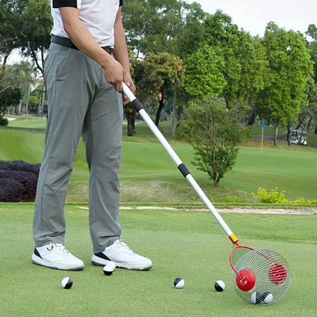 かがまずラクラク♪ボール集め  ボールピッカー フットボール型ローラー幅32cm 集球器 テニスボール ゴルフボール 回収機 TMBP-01(24y4m) |  | 08